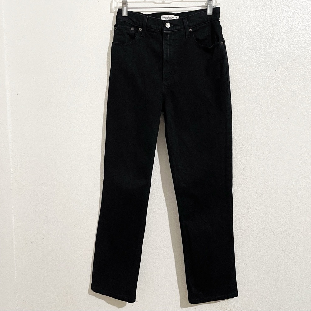 Abercrombie & Fitch Ultra High Rise 90s Straight Jean in Saturated Black